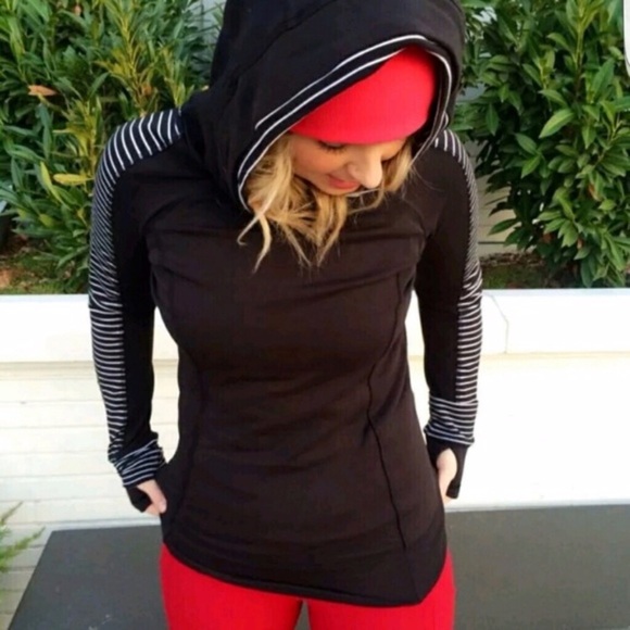 lululemon athletica Sweaters - Lululemon Think Fast Parallel Stripe Black Hoodie